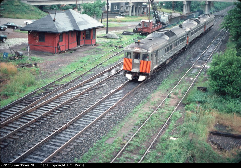 Reading Wall Street passes depot 